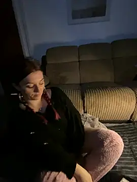 Stoner BarbieXX online show from 5, 3, 2025