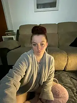 Stoner BarbieXX online show from 11, 3, 2025