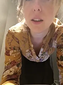 Public Katrisha online show from 28, 4, 2026