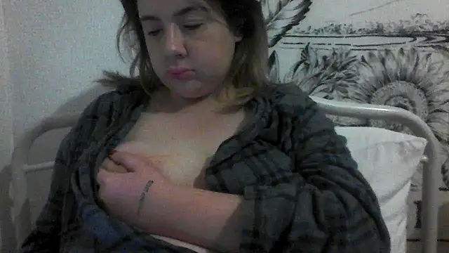 CamilaCherryX online show from 25, 9, 2025