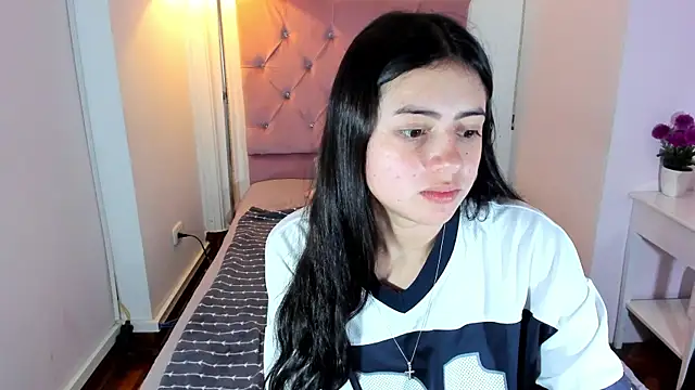 myeimmy 33 online show from 27, 2, 2025