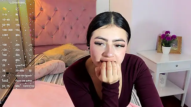 myeimmy 33 online show from 14, 3, 2025