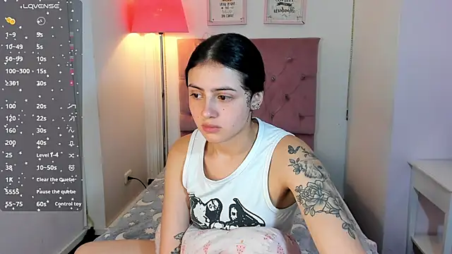 myeimmy 33 online show from 17, 3, 2025