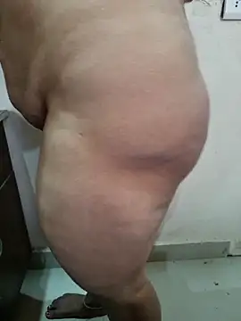 milf-kaira online show from 1, 12, 2025