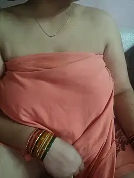 milf-kaira online show from 31, 10, 2025