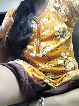 Snapshot of Tamilrojanew chatting on 6, 11, 2025 Tamilrojanew online show from 6, 11, 2025