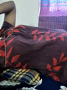 Snapshot of Tamilrojanew chatting on 18, 9, 2025 Tamilrojanew online show from 18, 9, 2025