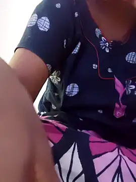 Snapshot of Tamilrojanew chatting on 24, 9, 2025 Tamilrojanew online show from 24, 9, 2025