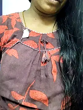 Snapshot of Tamilrojanew chatting on 7, 10, 2025 Tamilrojanew online show from 7, 10, 2025