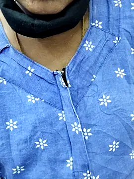 Snapshot of Tamilrojanew chatting on 9, 10, 2025 Tamilrojanew online show from 9, 10, 2025