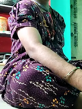 Snapshot of Tamilrojanew chatting on 3, 5, 2026 Tamilrojanew online show from 3, 5, 2026