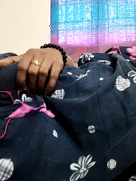 Snapshot of Tamilrojanew chatting on 2, 11, 2025 Tamilrojanew online show from 2, 11, 2025