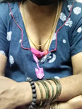 Snapshot of Tamilrojanew chatting on 17, 9, 2025 Tamilrojanew online show from 17, 9, 2025