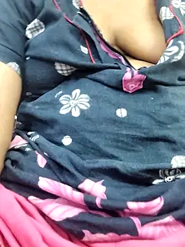 Snapshot of Tamilrojanew chatting on 26, 10, 2025 Tamilrojanew online show from 26, 10, 2025