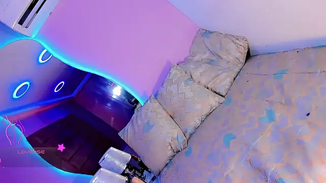 Shanelengel online show from 14, 11, 2025