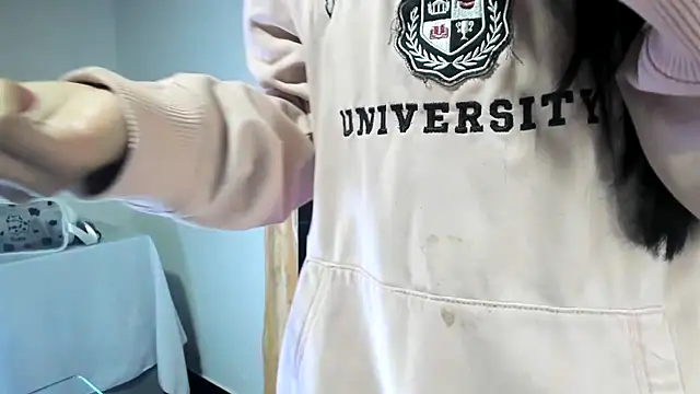 Little aphrodite online show from 21, 4, 2026