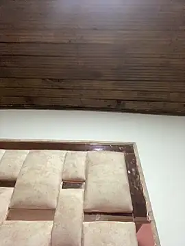 Little aphrodite online show from 18, 2, 2026