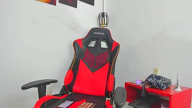 Little aphrodite online show from 7, 11, 2025