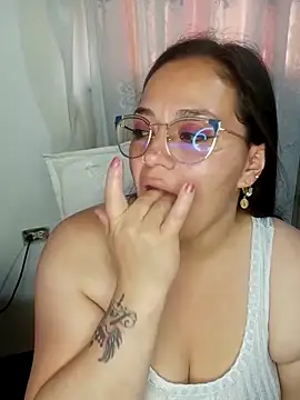 emily sweet13 online show from 8, 3, 2025