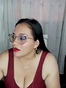 emily sweet13 online show from 4, 3, 2025