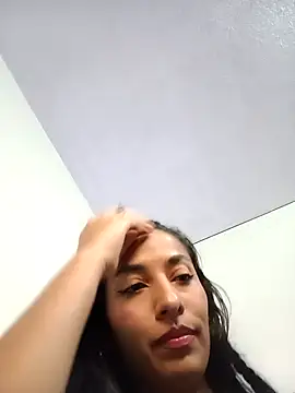 Snapshot of chloewildd_ chatting on 19, 2, 2026 chloewildd online show from 19, 2, 2026