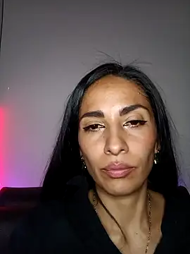 chloewildd  online show from 22, 10, 2025