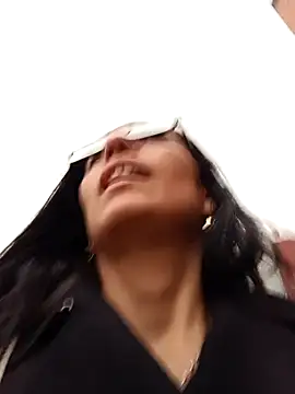 chloewildd  online show from 23, 10, 2025