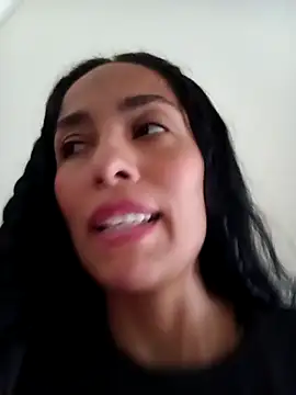 chloewildd  online show from 24, 11, 2025