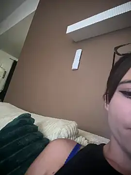 Petite moi online show from 2, 7, 2026