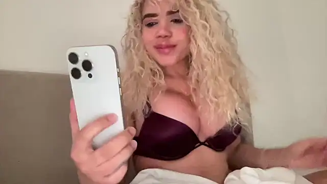 Snapshot of brithneysquirt chatting on 16, 2, 2026 brithneysquirt online show from 16, 2, 2026