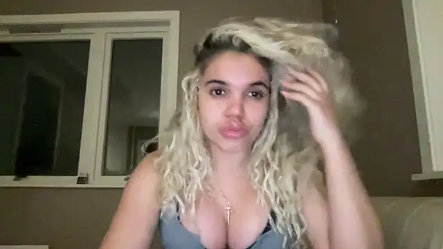 Snapshot of brithneysquirt chatting on 10, 3, 2026 brithneysquirt online show from 10, 3, 2026