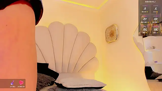 ValentinaMarinn online show from 26, 10, 2025