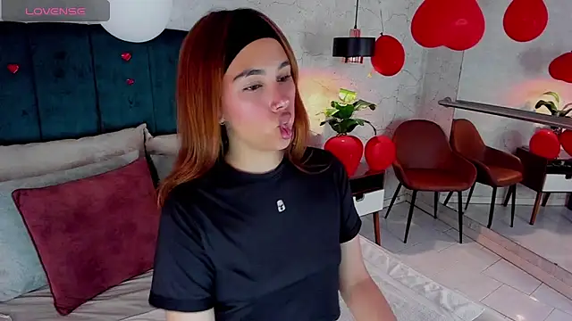 AdeleAndersonn online show from 18, 2, 2026