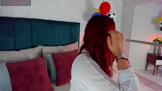 Snapshot of AdeleAndersonn chatting on 19, 6, 2026 AdeleAndersonn online show from 19, 6, 2026