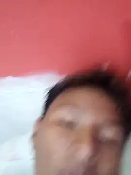 Tu papi 69  online show from 27, 9, 2025