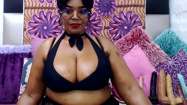 MATURExxxASS online show from 12, 11, 2025