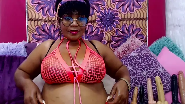 MATURExxxASS online show from 10, 9, 2025