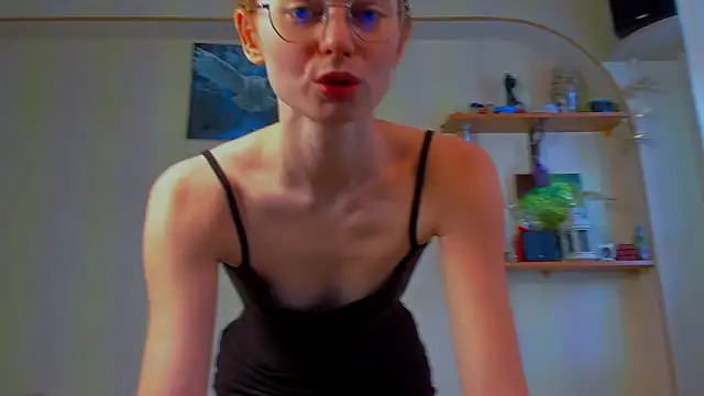 Snapshot of Fire_Luna chatting on 15, 2, 2026 Fire Luna online show from 15, 2, 2026