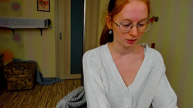 Fire Luna online show from 6, 10, 2025