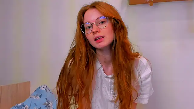 Snapshot of Fire_Luna chatting on 25, 2, 2026 Fire Luna online show from 25, 2, 2026