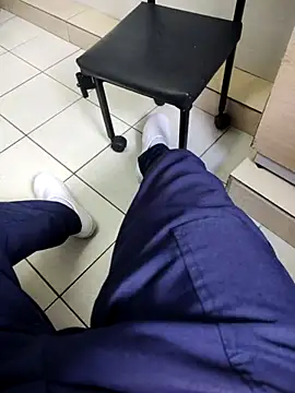 gatmoreno1 online show from 10, 11, 2025