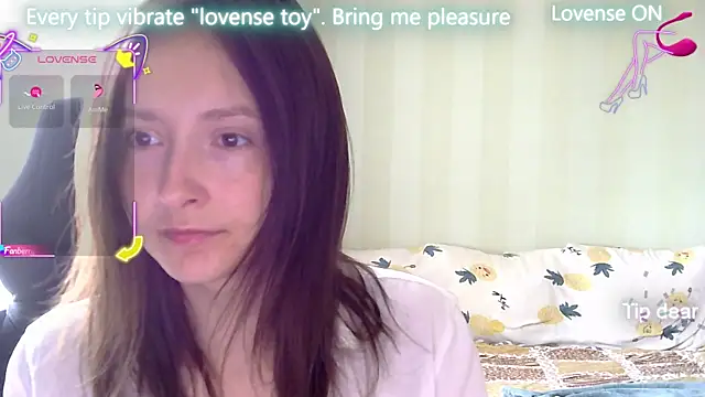 Snapshot of LilyXSky chatting on 16, 6, 2026 LilyXSky online show from 16, 6, 2026