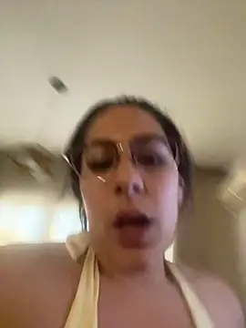 cheke42000 online show from 4, 1, 2025