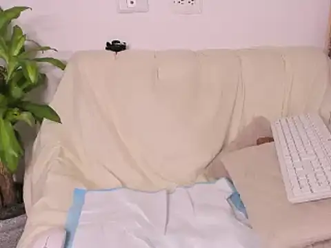 lulu rrussell online show from 22, 1, 2025