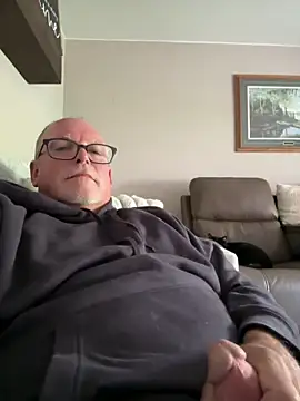 wildrocket02 online show from 7, 5, 2026