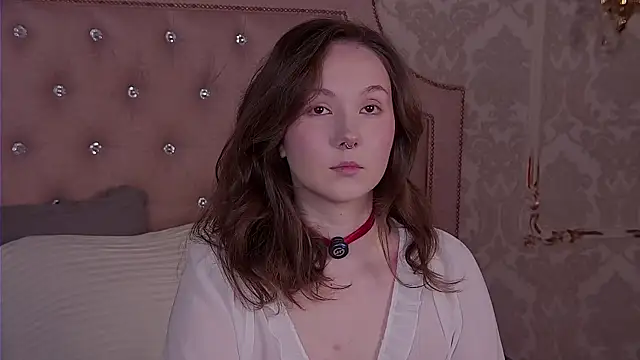 Snapshot of IreneRaye chatting on 13, 11, 2025 IreneRaye online show from 13, 11, 2025