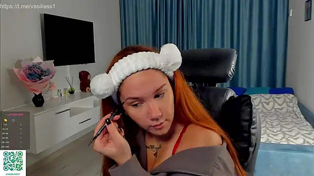 Snapshot of VasilisaHaas chatting on 6, 10, 2025 VasilisaHaas online show from 6, 10, 2025