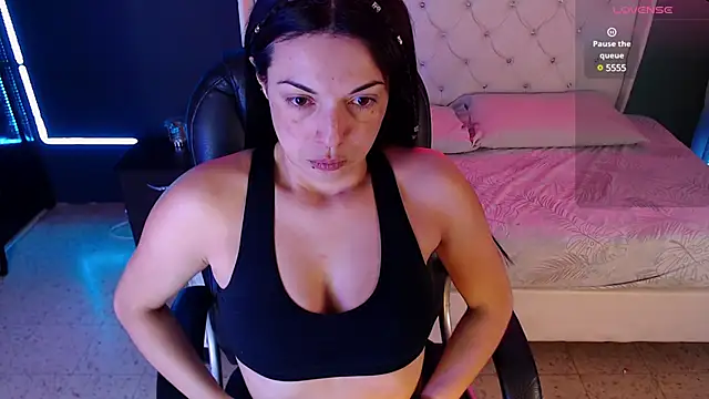 Danielle-Smithh online show from 21, 2, 2025