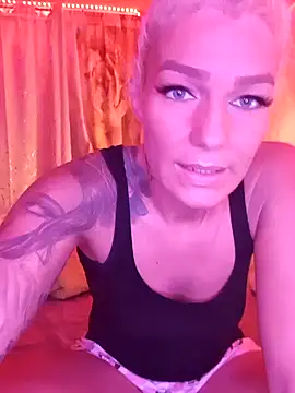 Snapshot of Lara_SecretLady chatting on 18, 12, 2024 Lara SecretLady online show from 18, 12, 2024