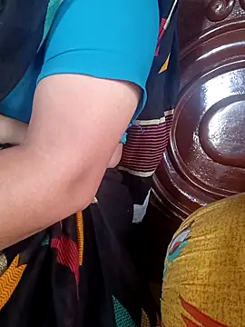 lakey91girl online show from 13, 4, 2026